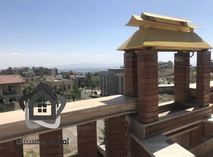 فروش ویلایی دوبلکس + یک طبقه منفی