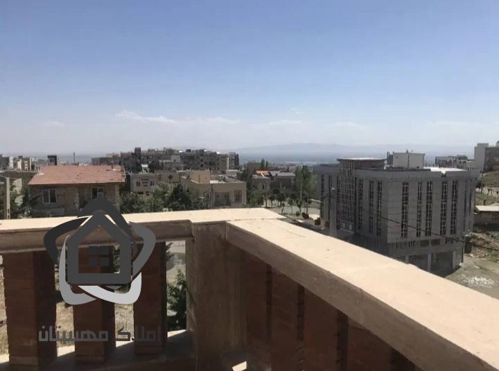 فروش ویلایی دوبلکس + یک طبقه منفی
