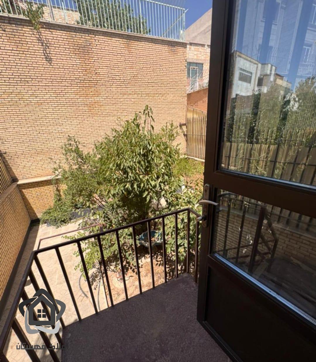 فروش ویلایی 2 واحدی فاز 2 مهستان