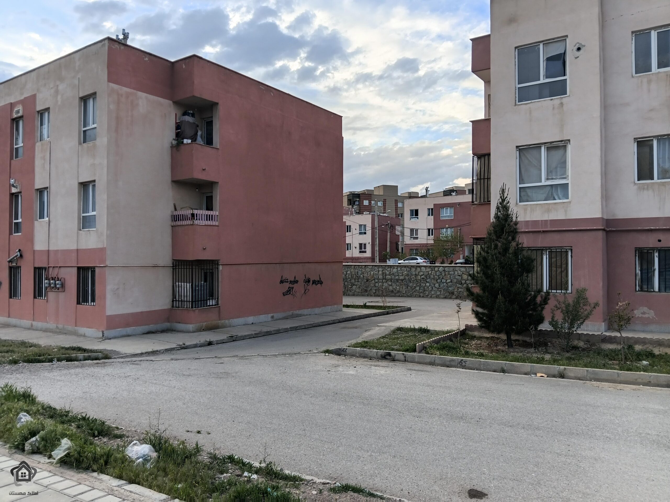 فروش واحد مسکن مهر شهرجدید هشتگرد / مهستان