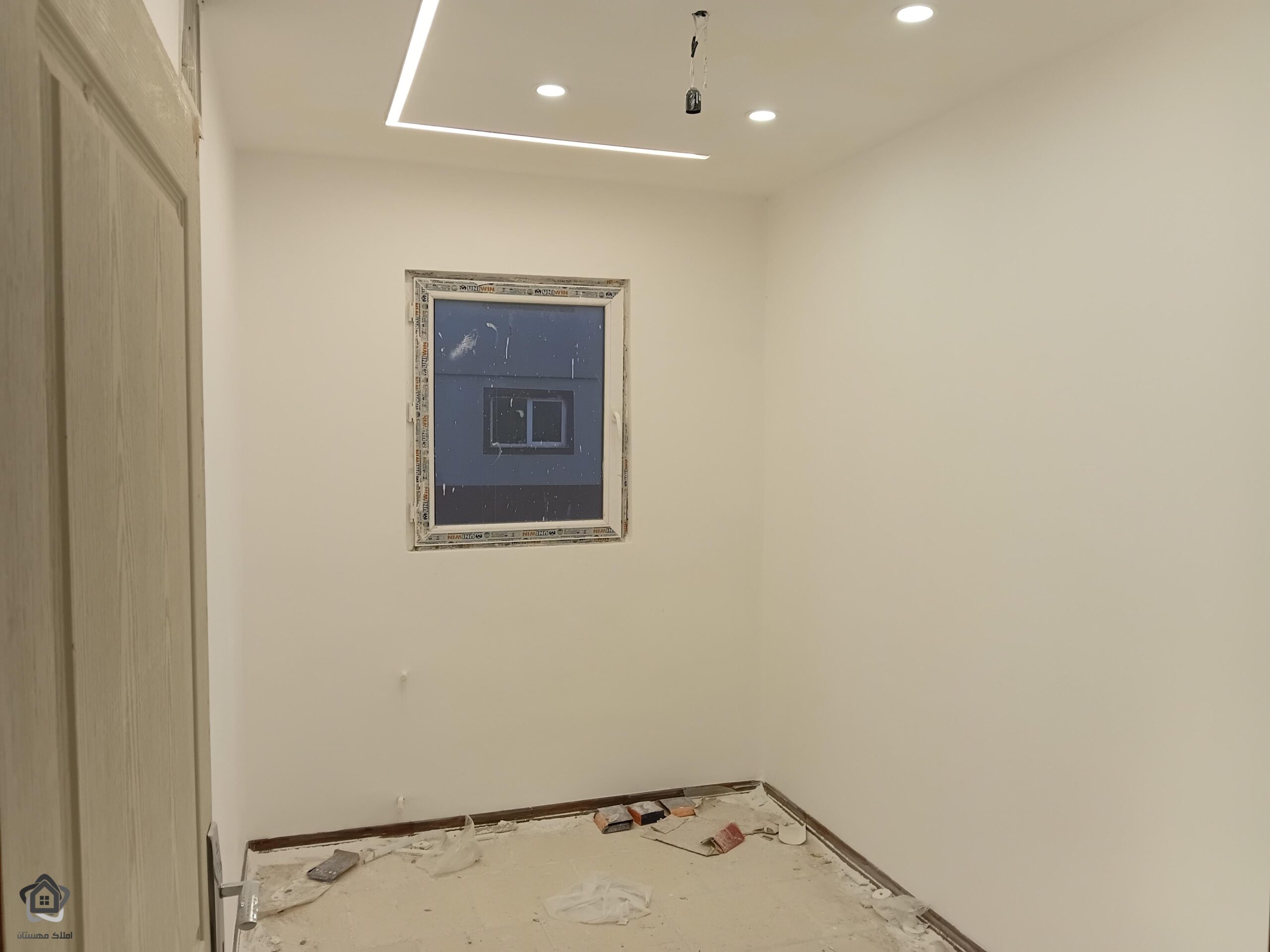 فروش واحد آذین اسکان شهرجدید هشتگرد / مهستان