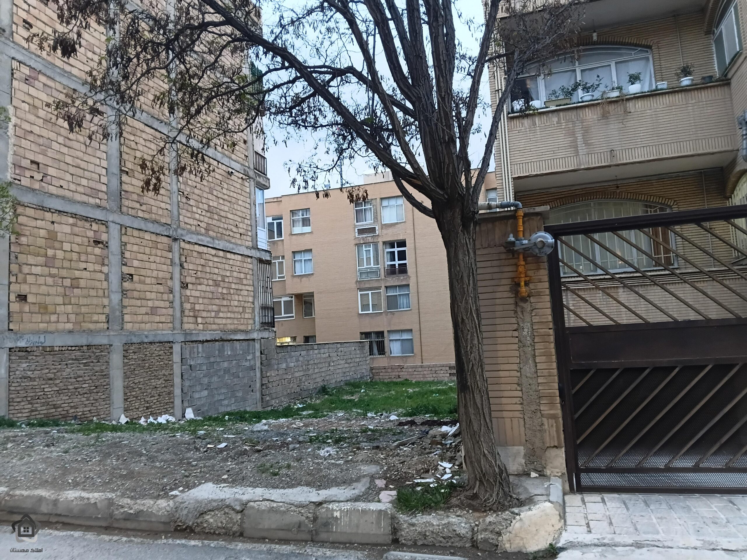 فروش زمین مسکونی آپارتمانی مرکز فاز 1 شهرجدید هشتگرد